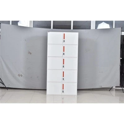 Casier pour le rangement des vêtements
